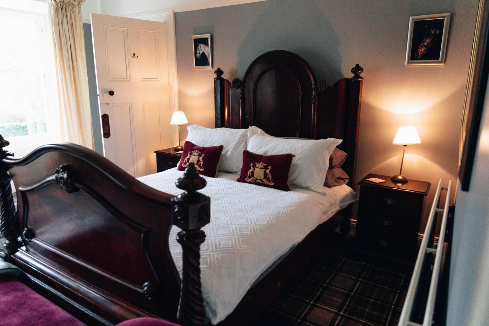 Luxury Accommodation In County Antrim With Riverside Hot Tub Kells Экстерьер фото
