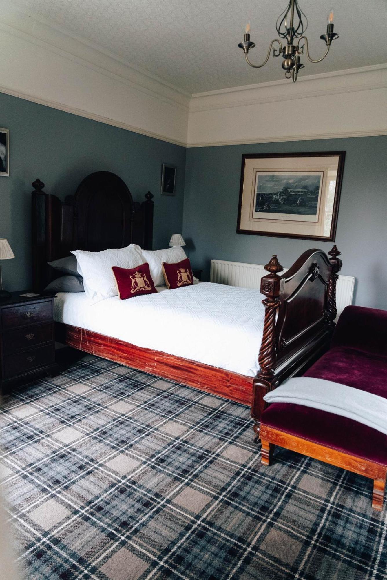 Luxury Accommodation In County Antrim With Riverside Hot Tub Kells Экстерьер фото