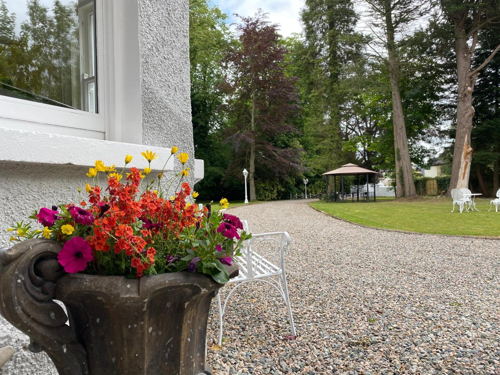 Luxury Accommodation In County Antrim With Riverside Hot Tub Kells Экстерьер фото