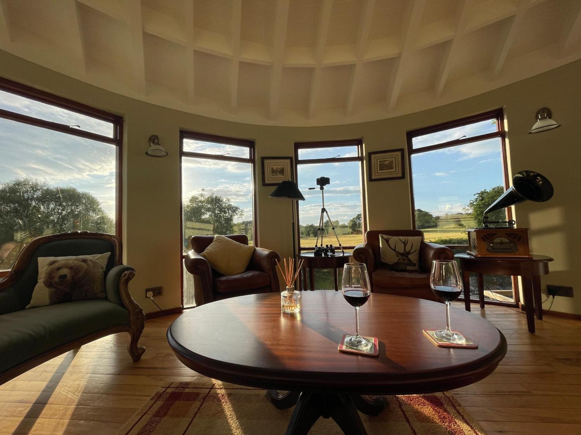Luxury Accommodation In County Antrim With Riverside Hot Tub Kells Экстерьер фото