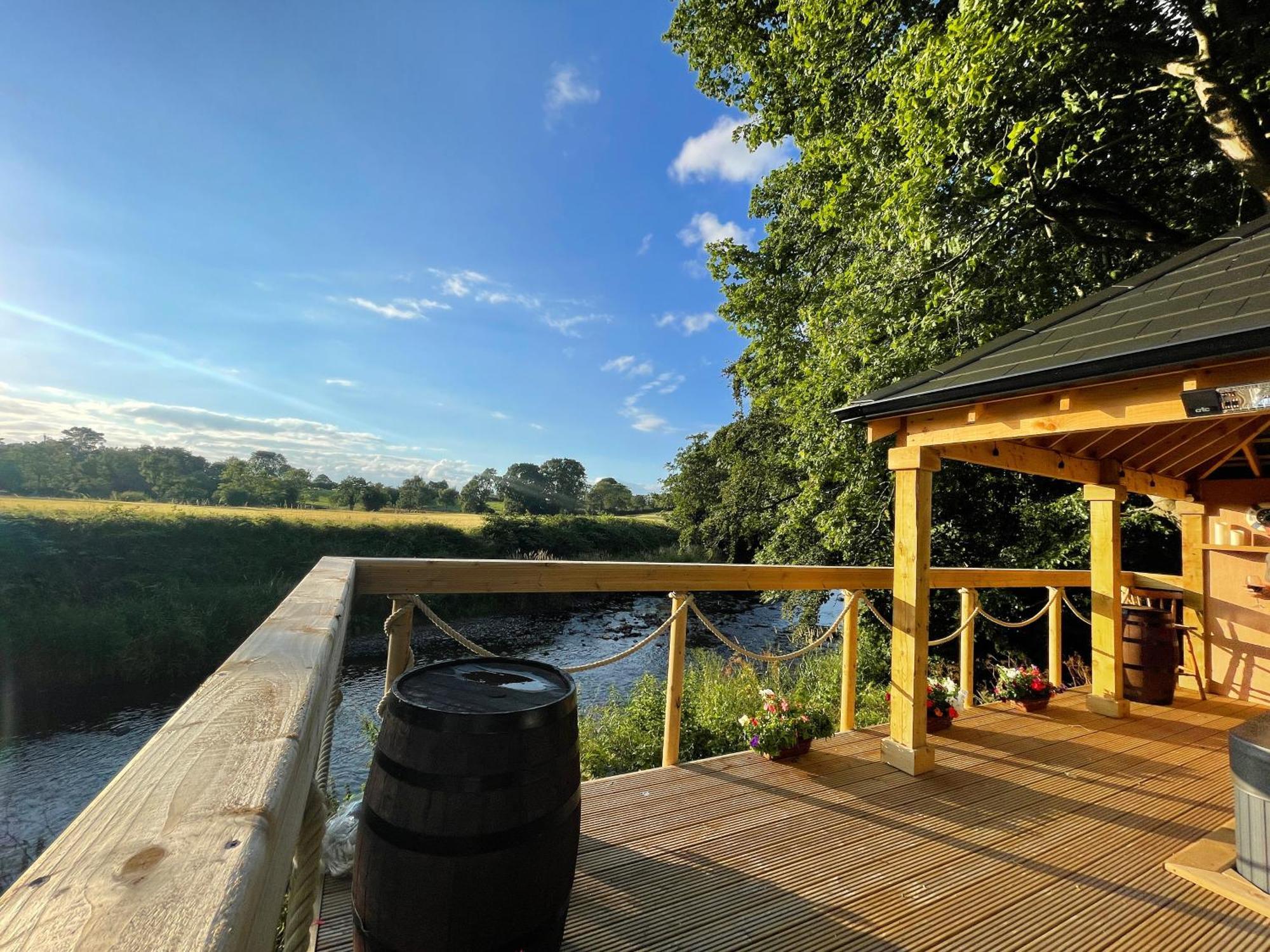Luxury Accommodation In County Antrim With Riverside Hot Tub Kells Экстерьер фото