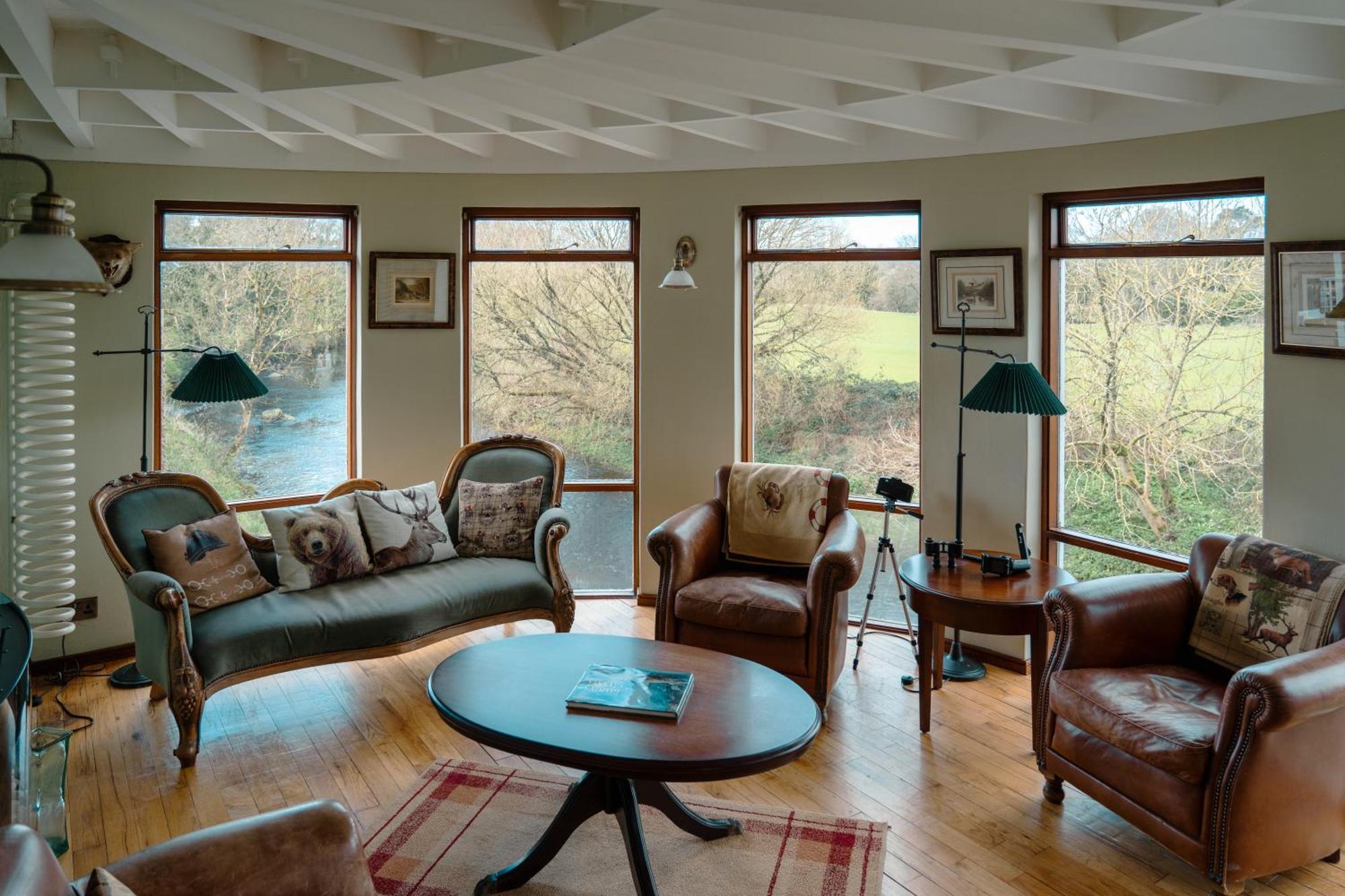 Luxury Accommodation In County Antrim With Riverside Hot Tub Kells Экстерьер фото