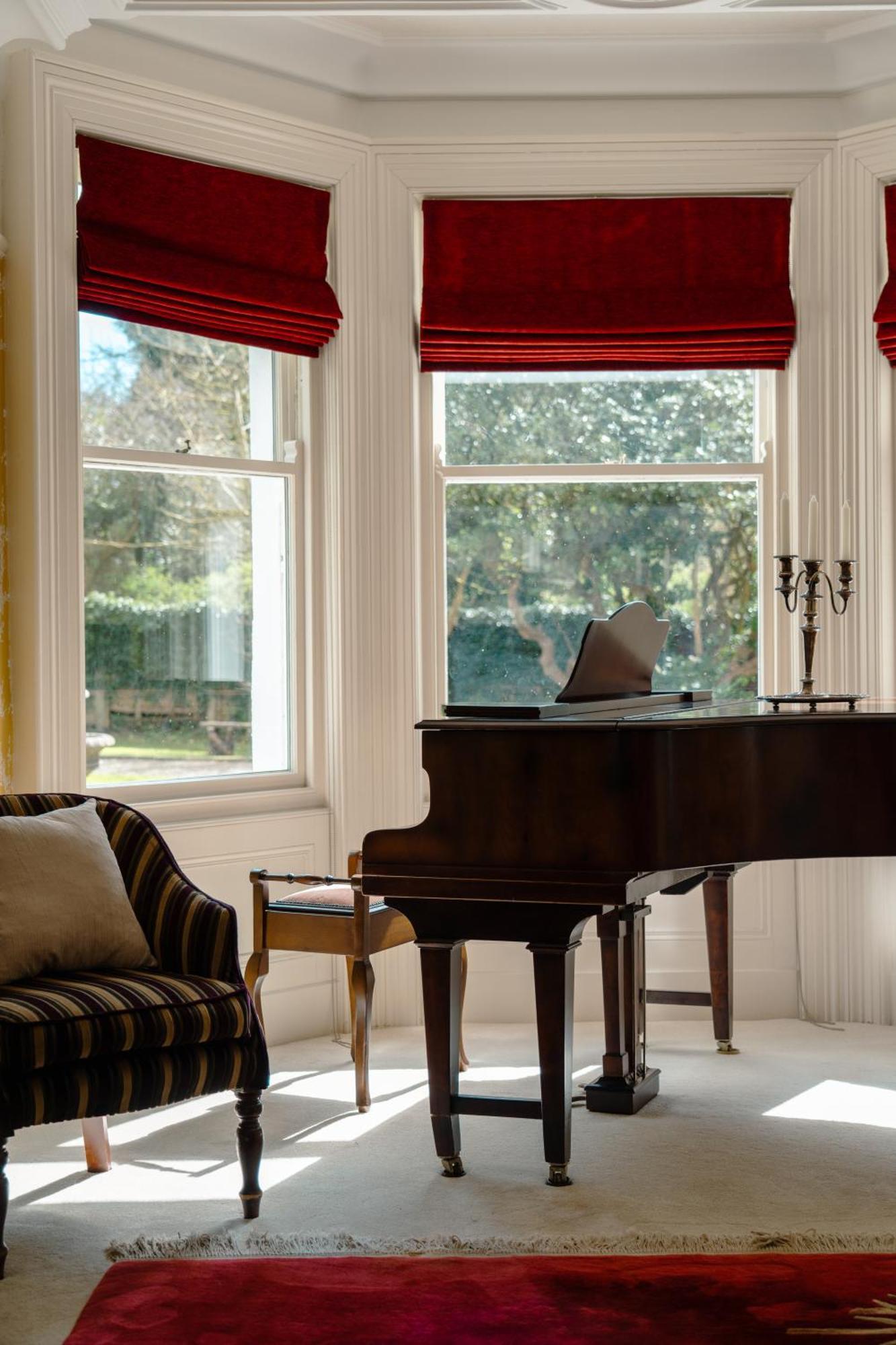 Luxury Accommodation In County Antrim With Riverside Hot Tub Kells Экстерьер фото