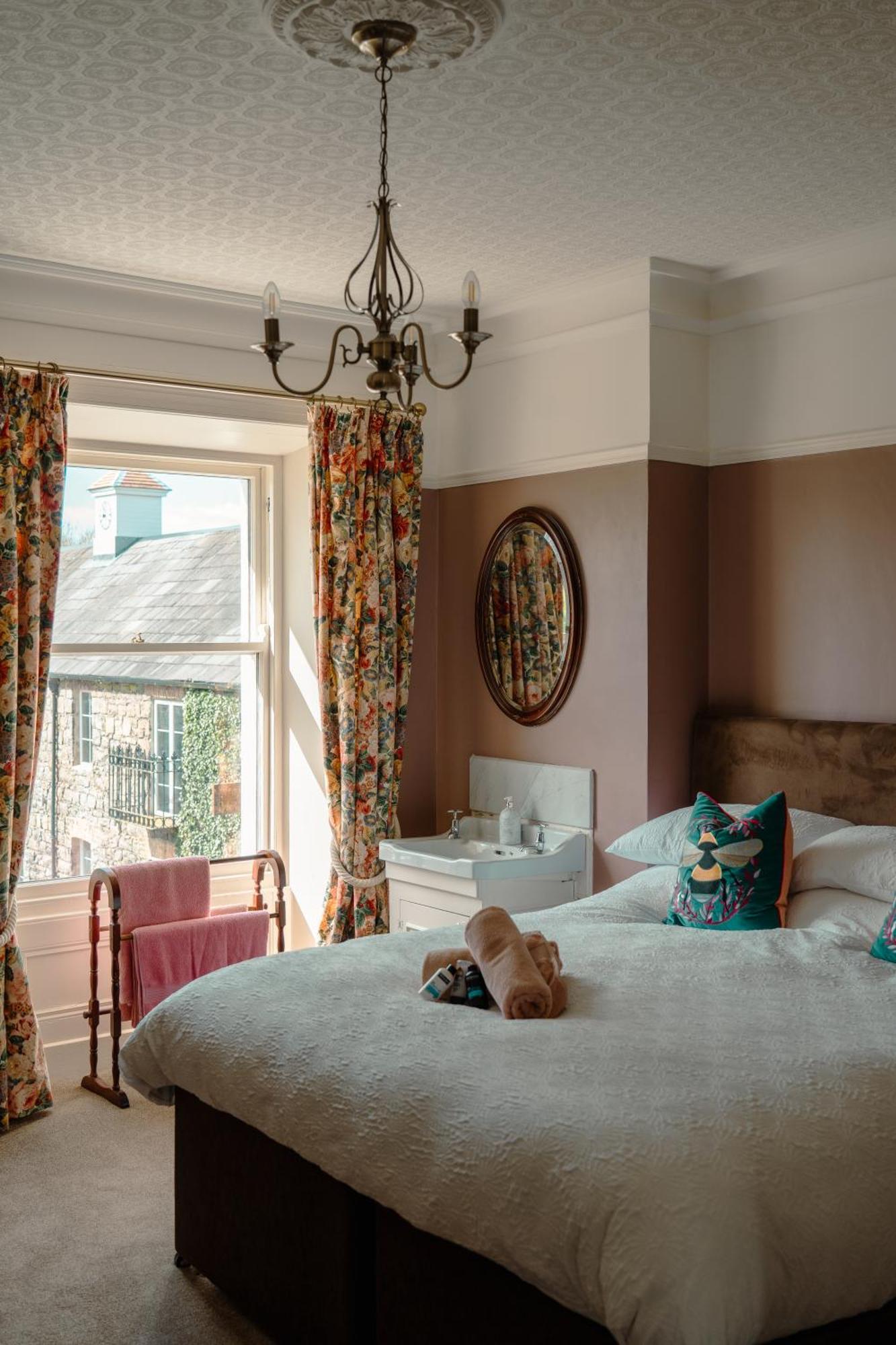 Luxury Accommodation In County Antrim With Riverside Hot Tub Kells Экстерьер фото